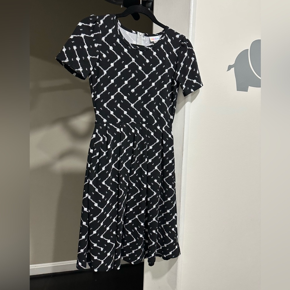XS Lularoe Amelia Dress
